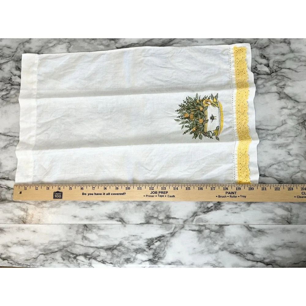 Embroidered Tea Towels Set Of 2 Crochet Lace Bumble Bee Teacup Floral